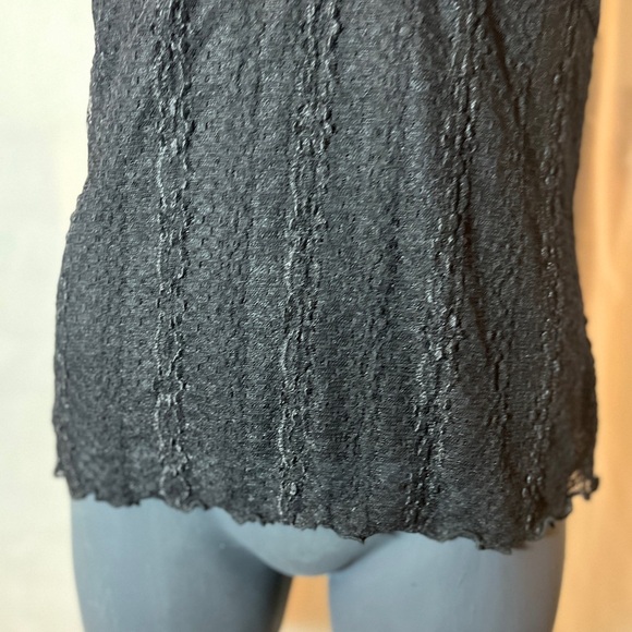 b.i.y.a.c.d.a Elegant Black Lace Women's Top - Picture 5 of 12